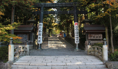 14102503秋宮A鳥居.jpg