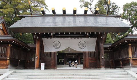 15032910この神社E神門.jpg