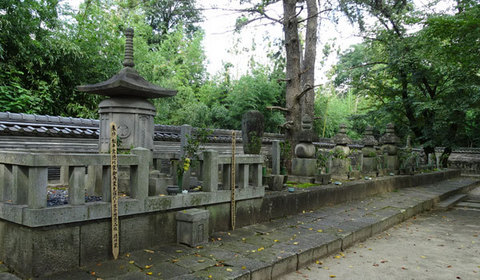 15091308大樹寺E松平家墓D.jpg