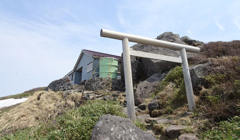 16052010御浜小屋.jpg