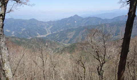 18042903登山道GE冠着山.jpg